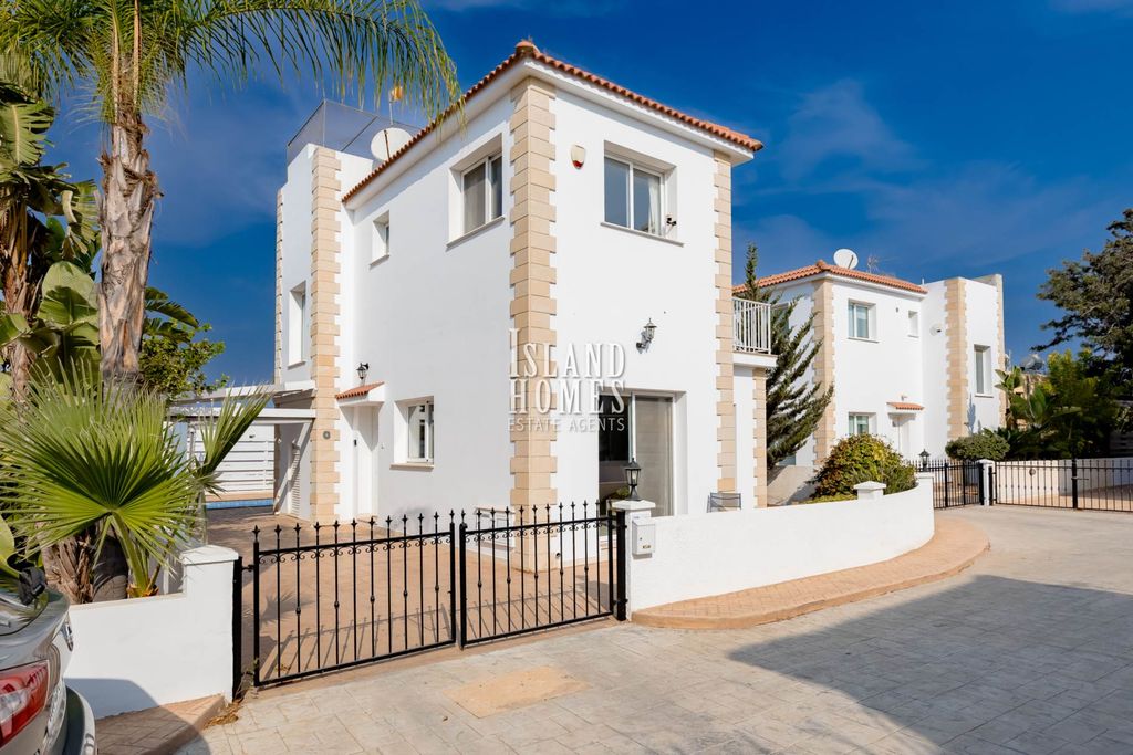 Property photo 1 of 38