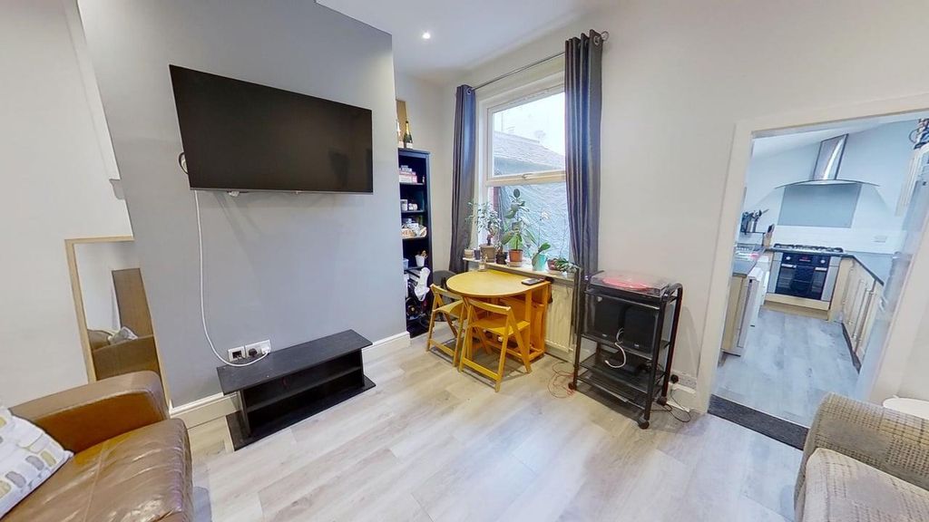 Property photo 2 of 12 Broomfield-Terrace-11202023_170713