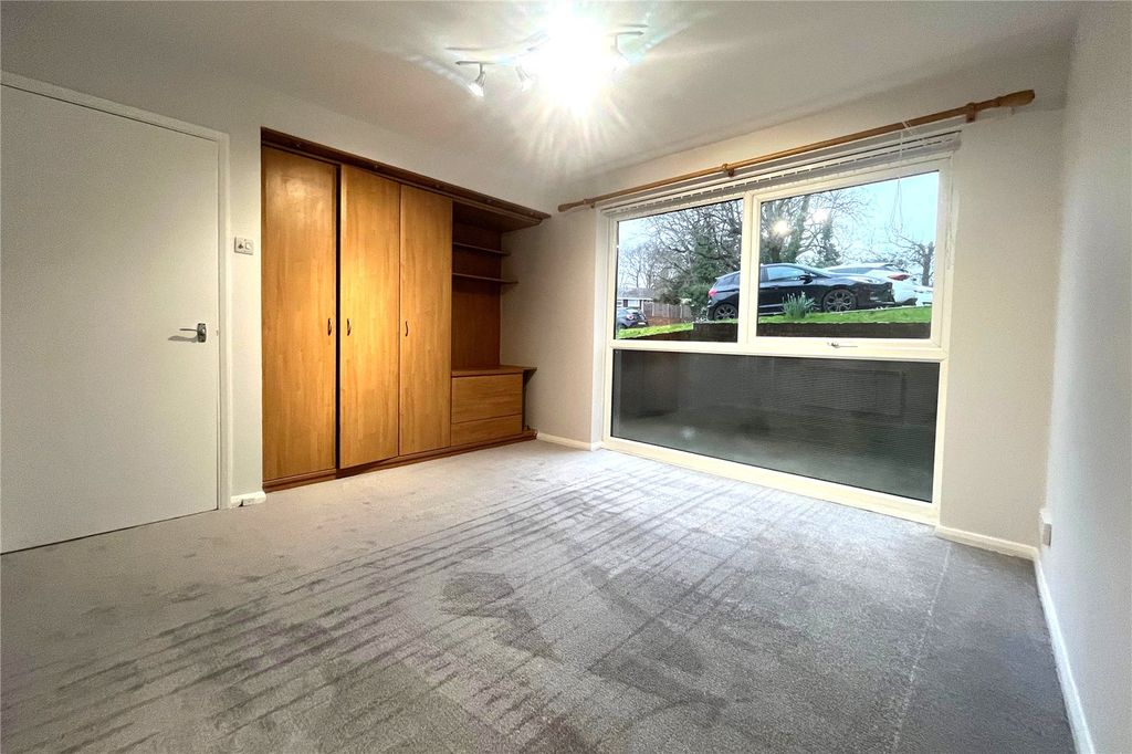 Property photo 3 of 8 Picture No. 15