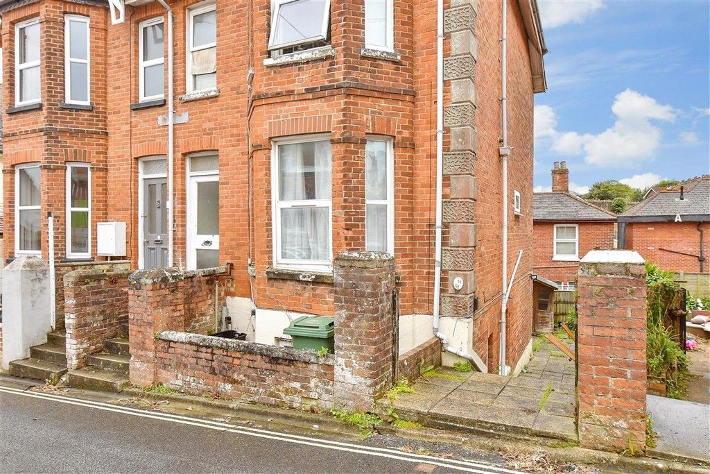 Property photo 1 of 6 Front Aspect