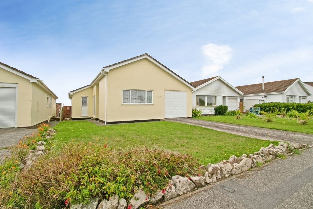 Property photo 1 of 18 Pbox-Img.Jpg