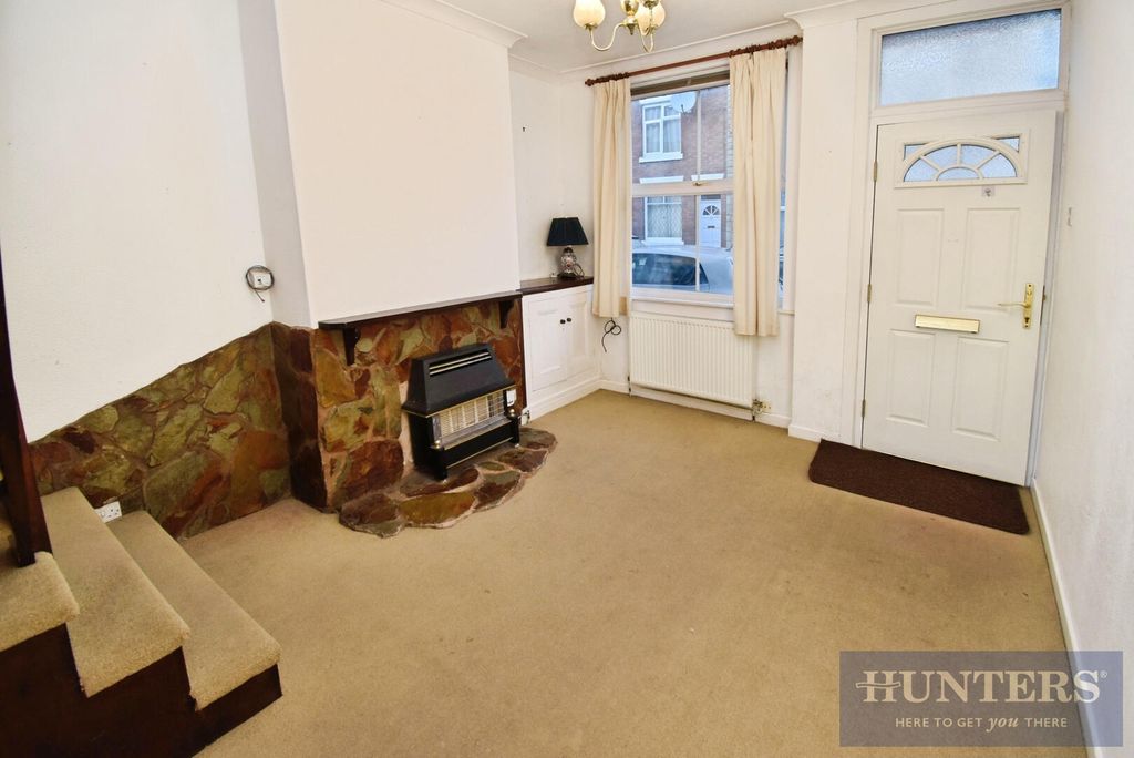 Property photo 2 of 12 Living Room