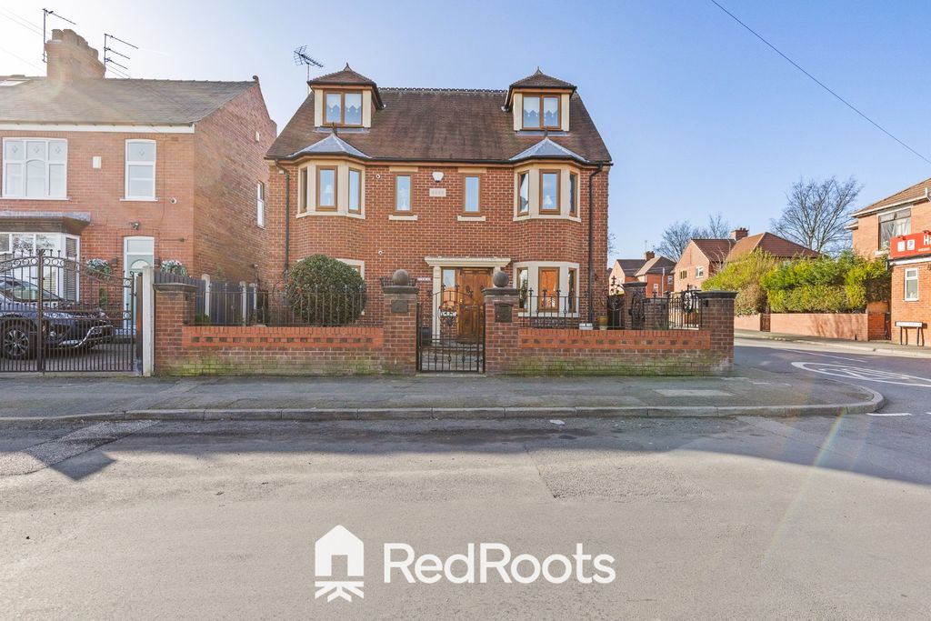 Property photo 1 of 40 4934031