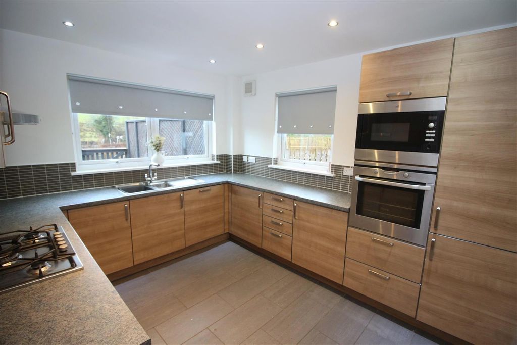 Additional image 5 of 5 bed detached house for saleMillhouse Road, Millhouse Gate, Inverkip PA16