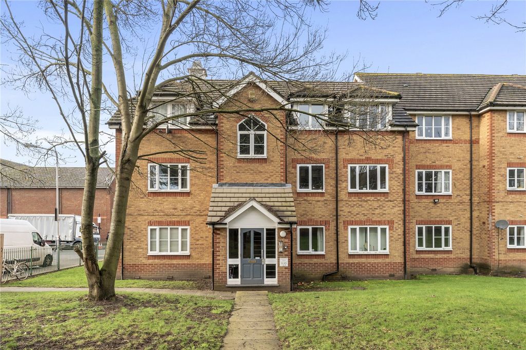 Property photo 2 of 12 Picture No. 11