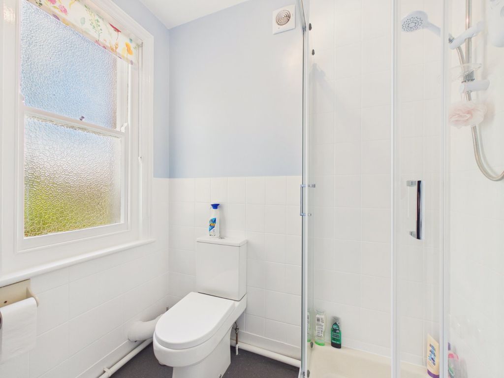 Additional image 17 of 3 bed flat for saleClifton Crescent, Folkestone, Kent CT20