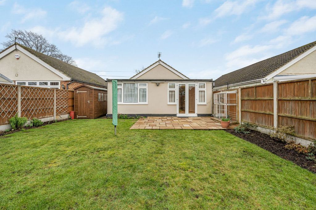 Property photo 2 of 28