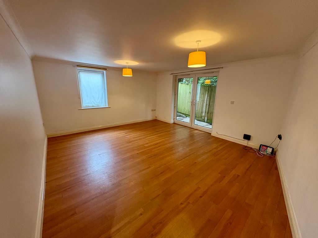 Property photo 2 of 8 Img_7268