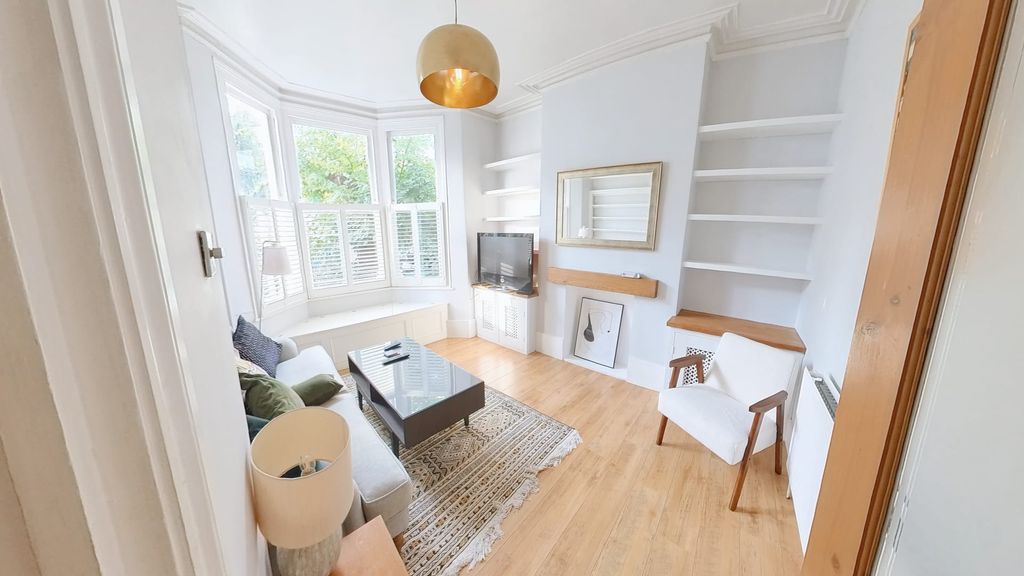 Property photo 1 of 23