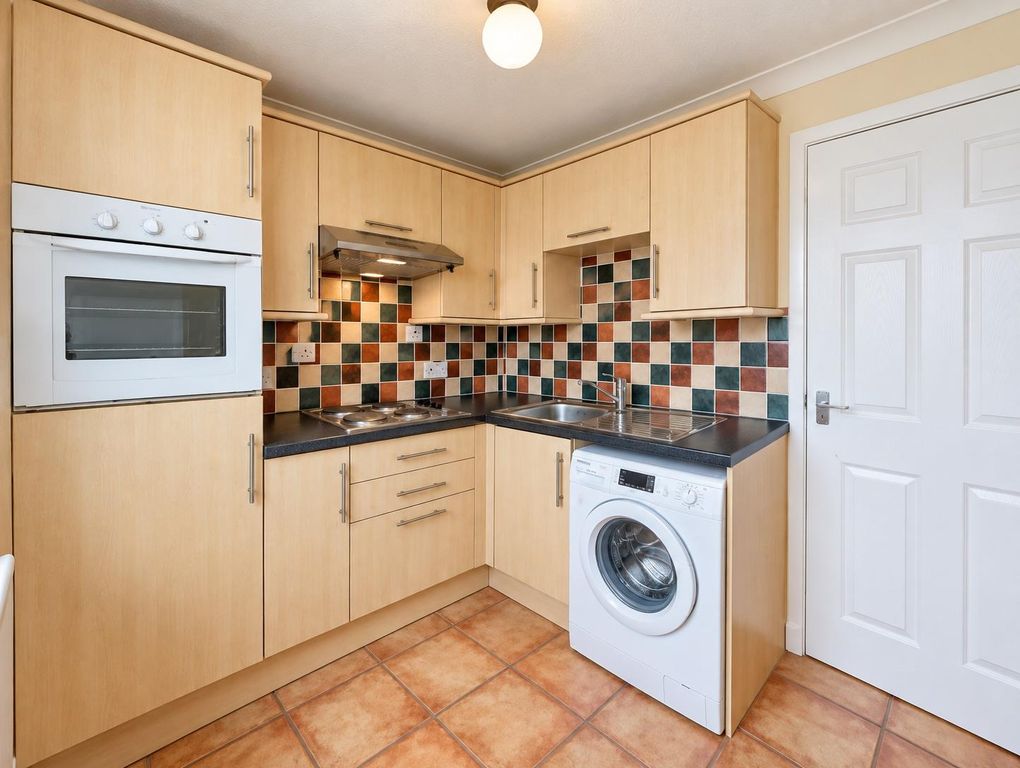Property photo 2 of 10
