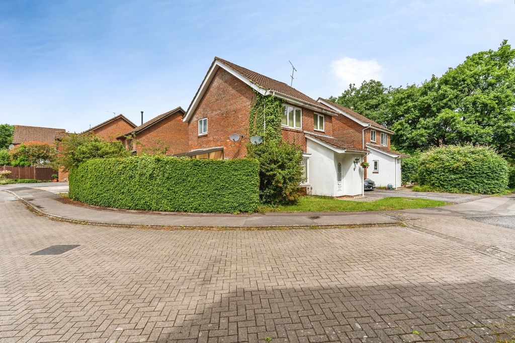 Property photo 1 of 21 Pbox-Img.Jpg
