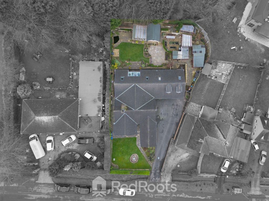 Property photo 3 of 24 3896675