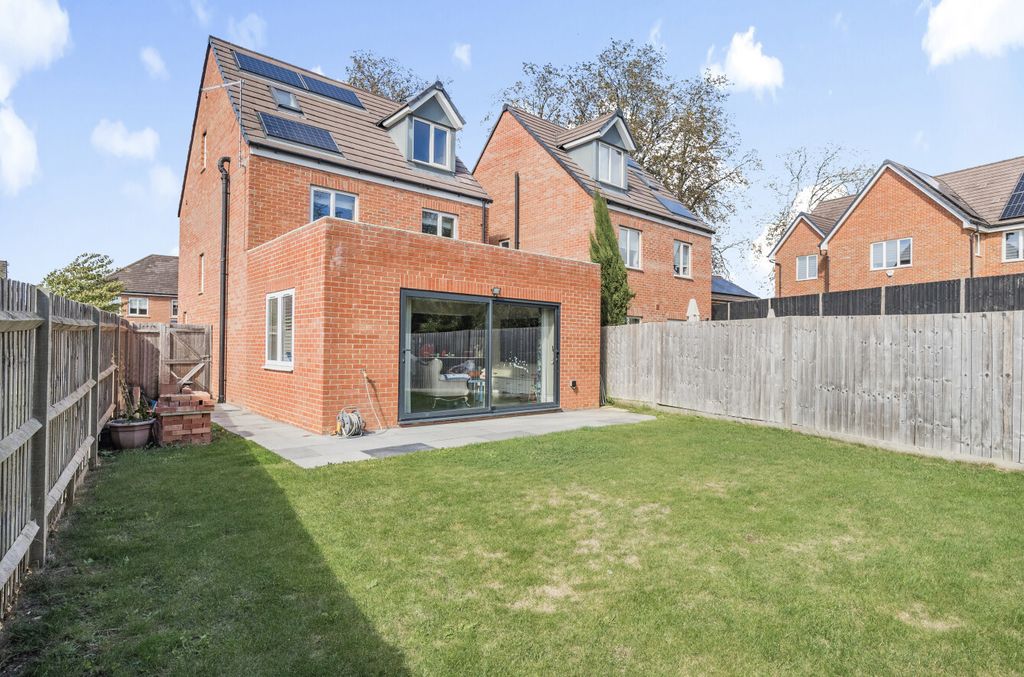 Property photo 2 of 22 1349426-17-68c80F...