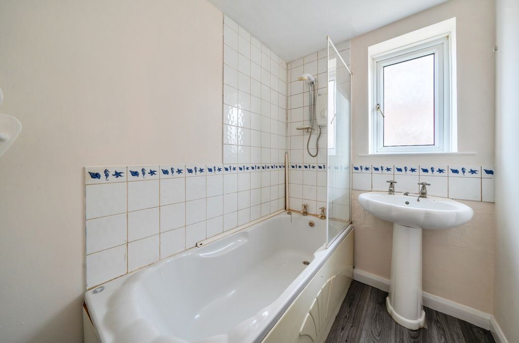 Property photo 3 of 21 1435729-6-69Cbae8...