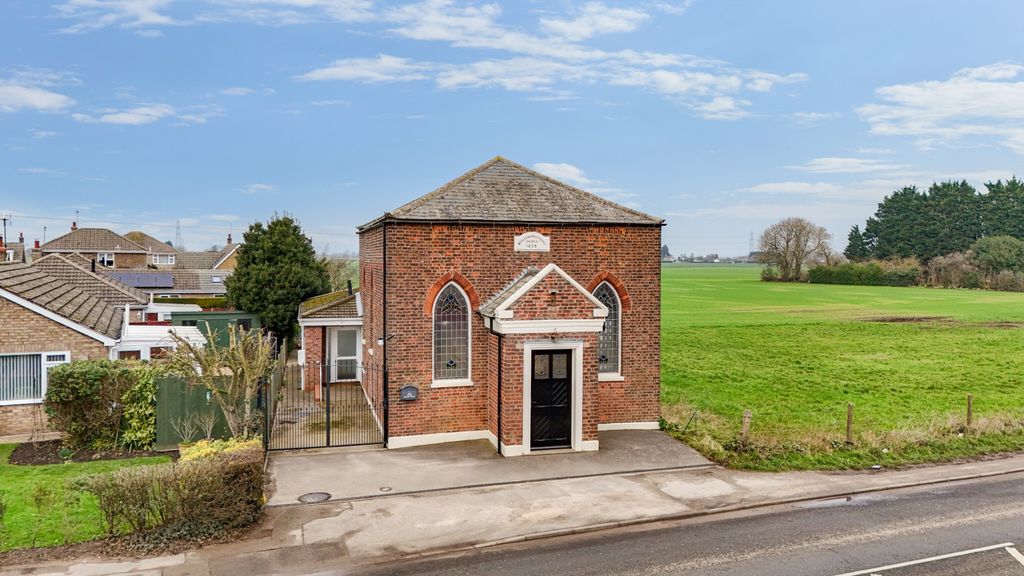 Property photo 1 of 18 4843320