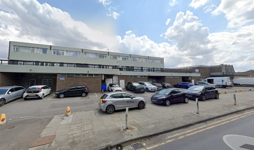 Property photo 2 of 3