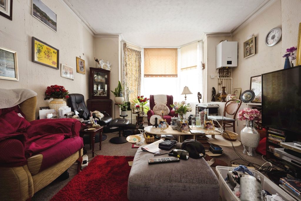 Property photo 2 of 12 Pbox-Img.Jpg