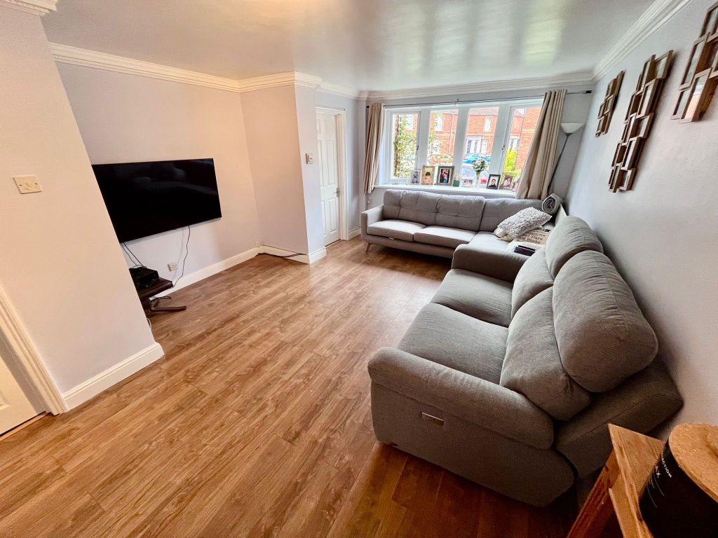 Property photo 2 of 21