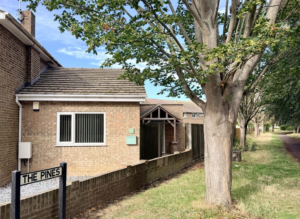 Property photo 2 of 19
