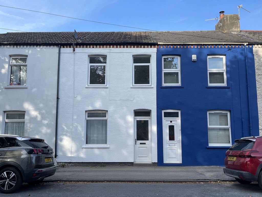 2 bed terraced house to rentDavies Street, Barry CF63
