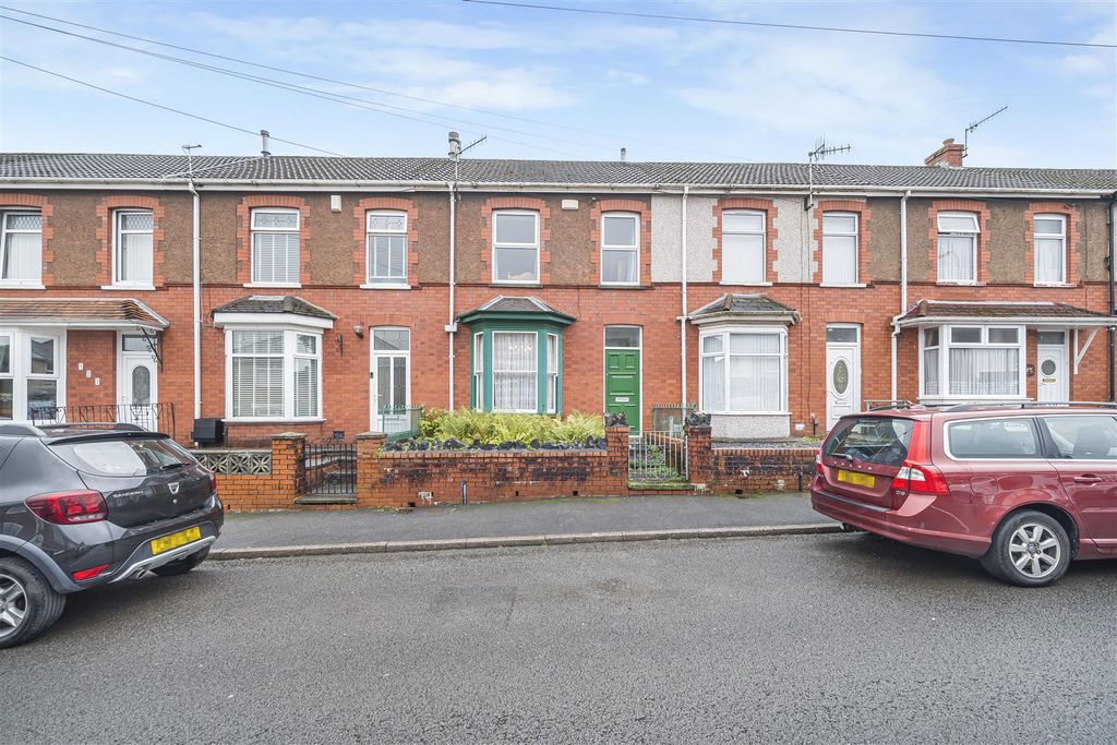 Property photo 1 of 23 Main Dwelling
