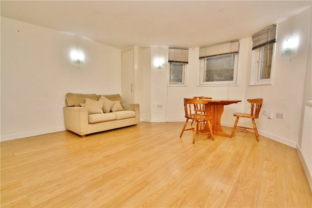 Property photo 2 of 8 Reception Room