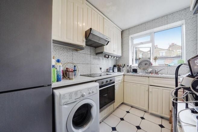 Property photo 2 of 7 4762441