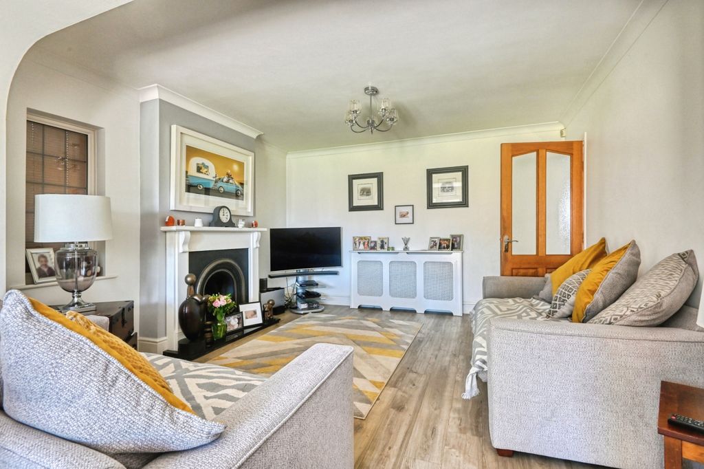 Additional image 7 of 4 bed detached house for saleWhitehouse Common Road, Sutton Coldfield B75