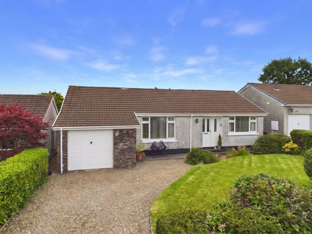 Property photo 1 of 23