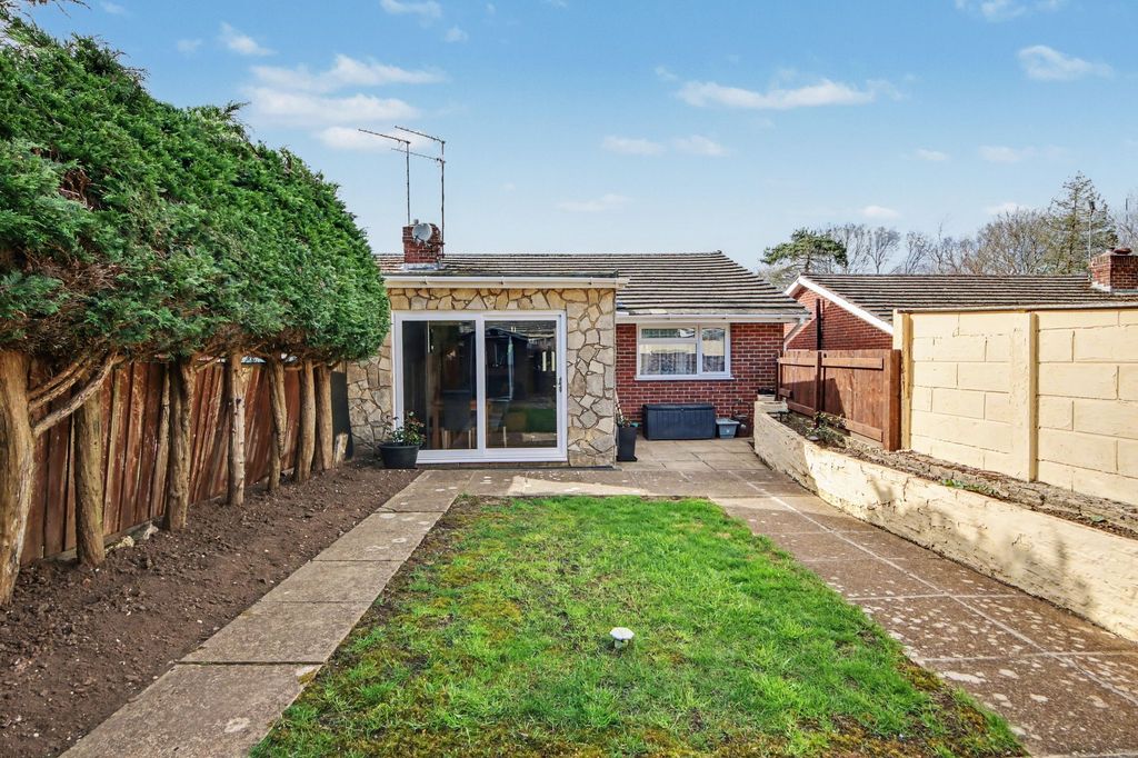 Property photo 2 of 11