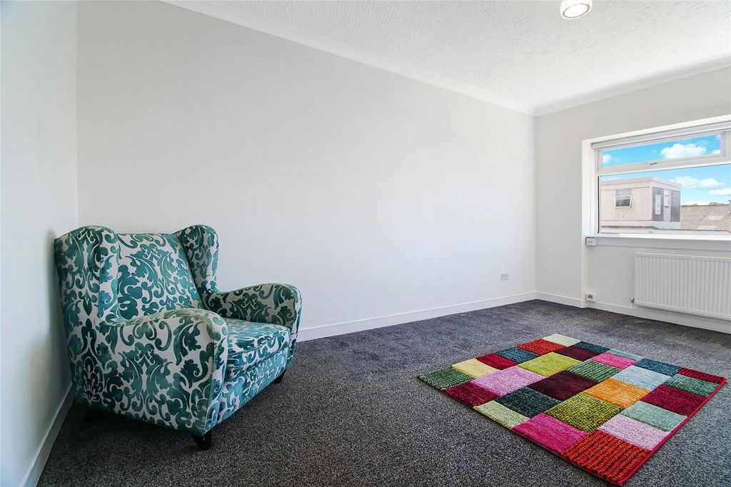 Property photo 2 of 22 Picture No. 06