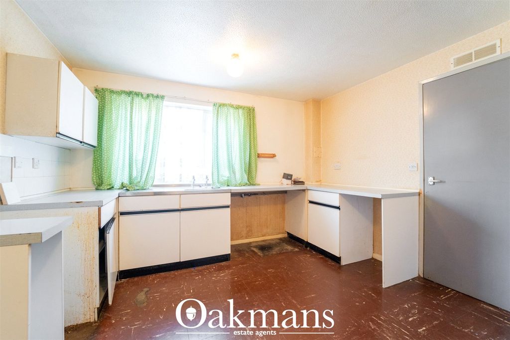 Property photo 3 of 23 Picture No. 17