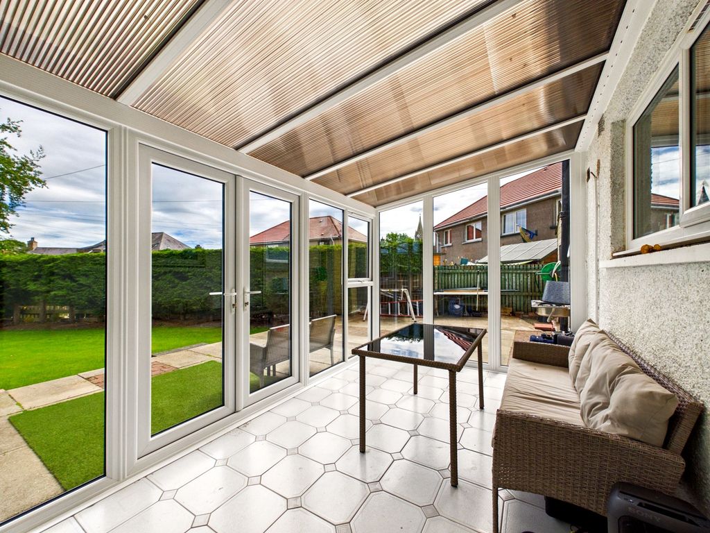 Property photo 3 of 19 Sunroom