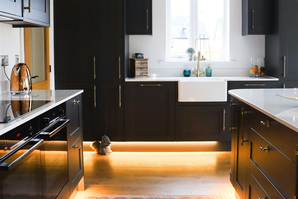 Property photo 3 of 13 Sample Kitchen.Png