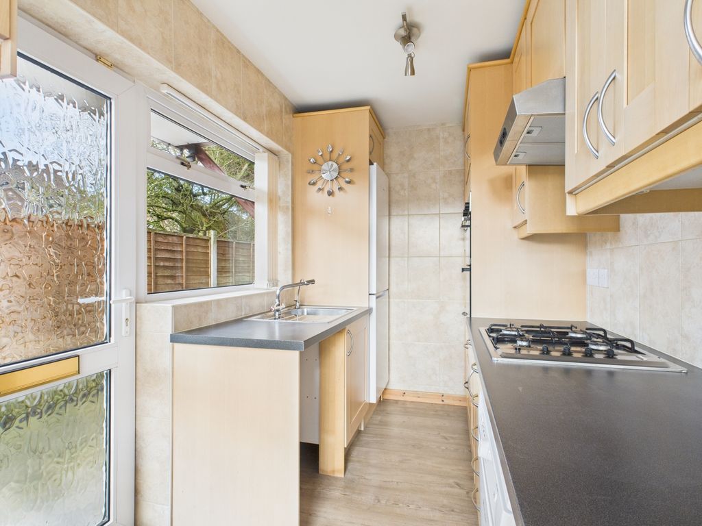 Property photo 2 of 27 Cam03293G0-Pr0254-Still026