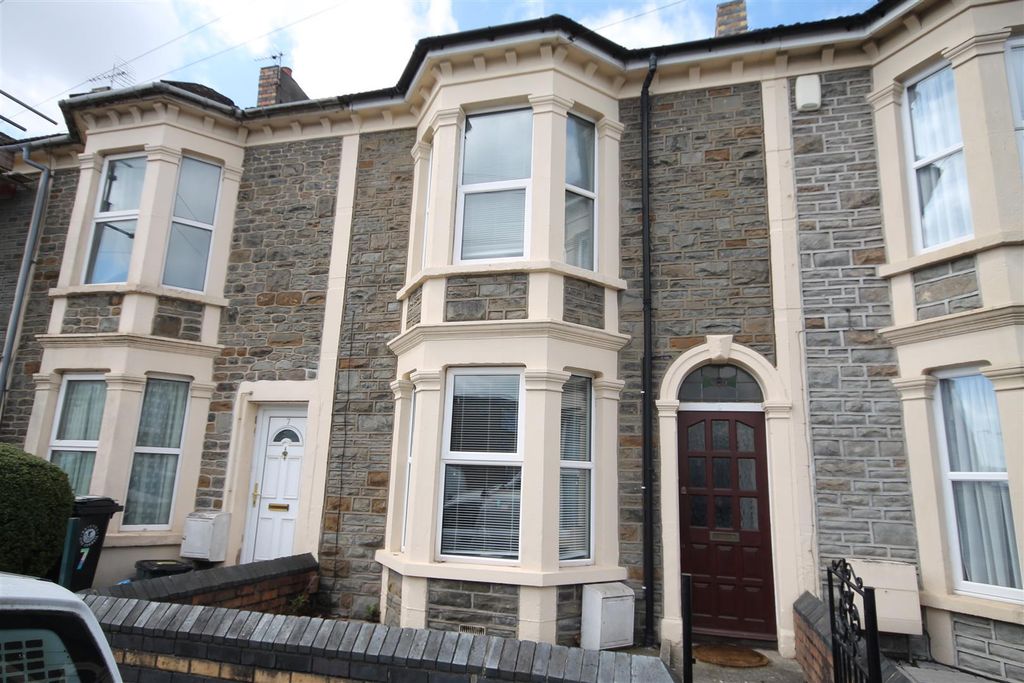 Property photo 1 of 12 Front 1.Jpg