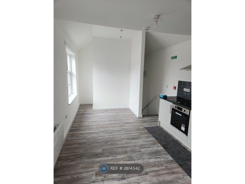 Property photo 1 of 5 5B Kitchen And Lounge