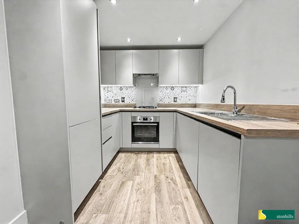 Property photo 2 of 16 7(2).Jpg