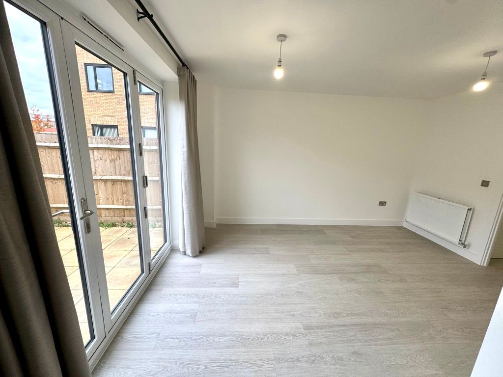 Property photo 3 of 8 Image