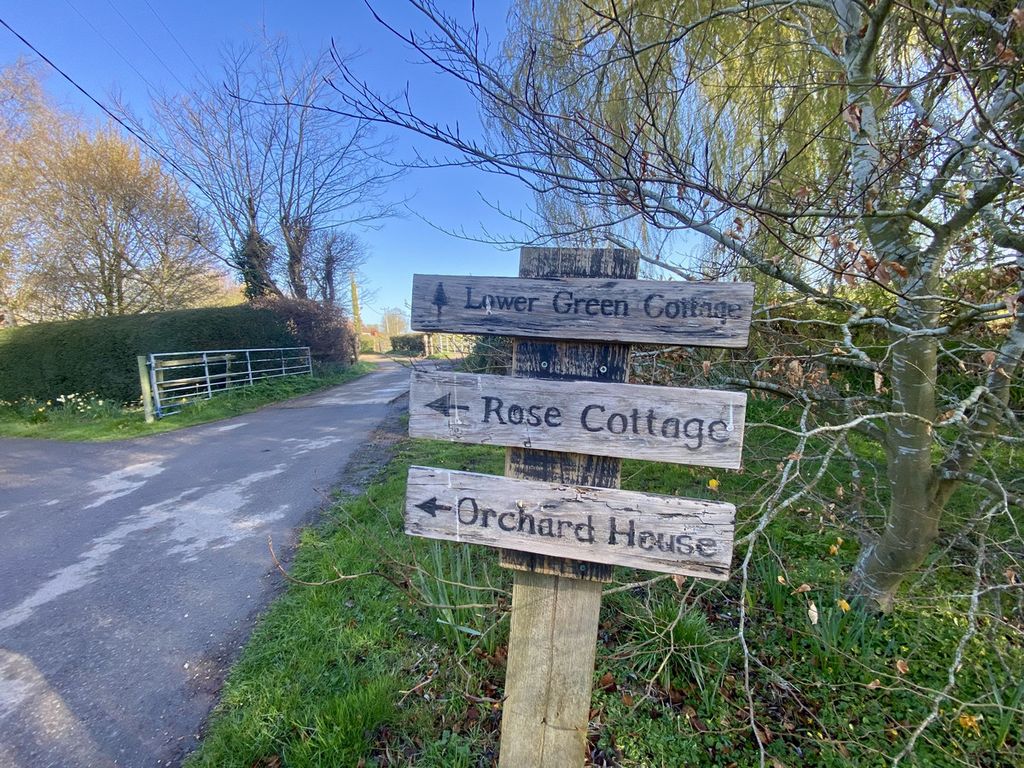 Property photo 3 of 47