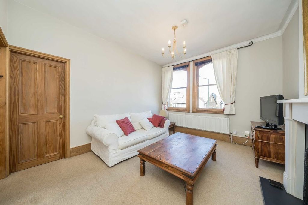 Property photo 3 of 7