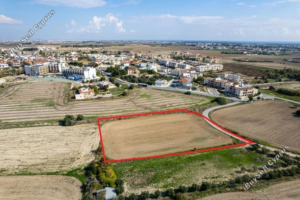 Property photo 1 of 4