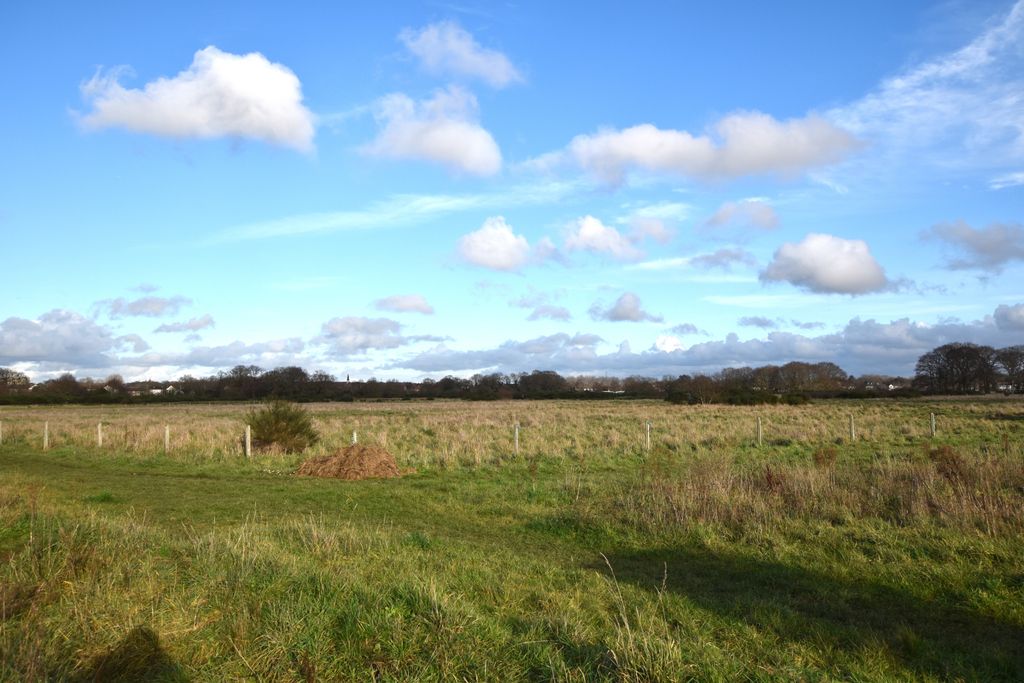 Property photo 2 of 8 Gallery