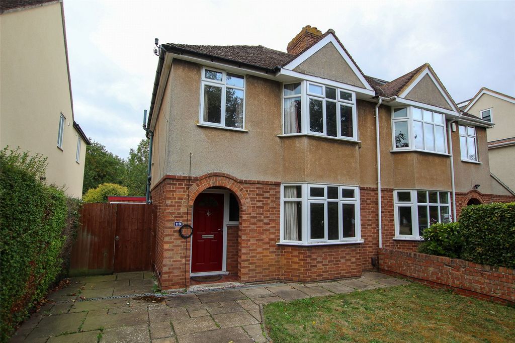 Property photo 1 of 20 Front Aspect.