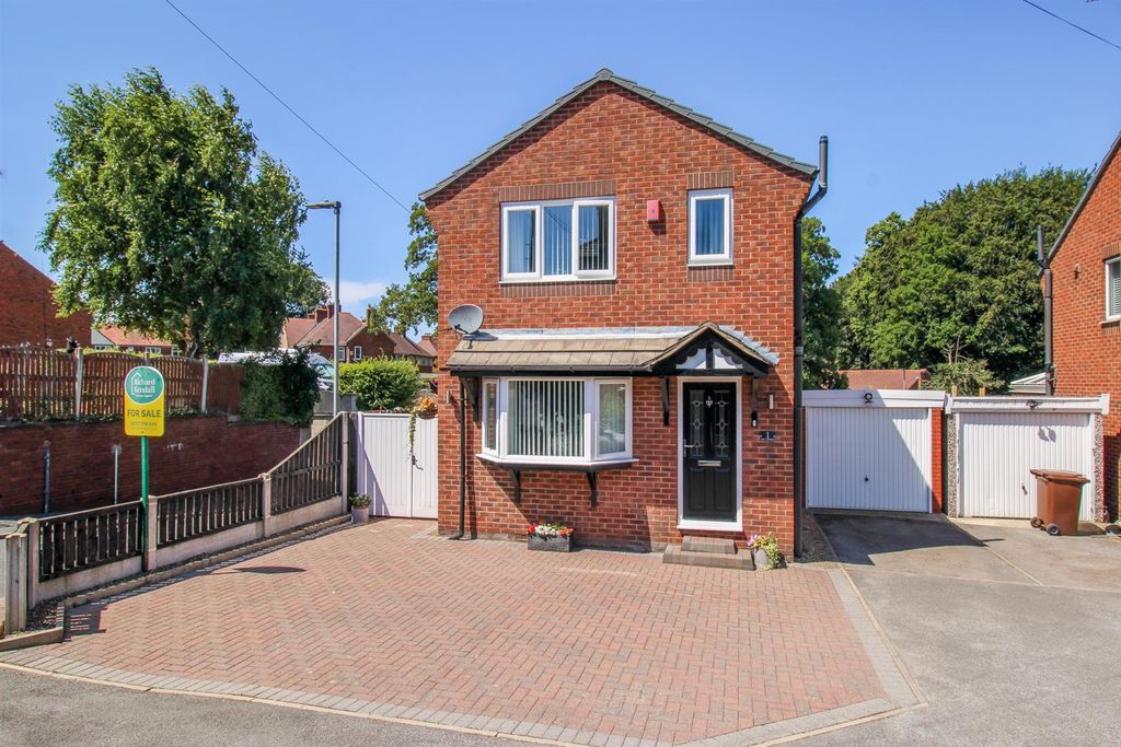 Property photo 1 of 13