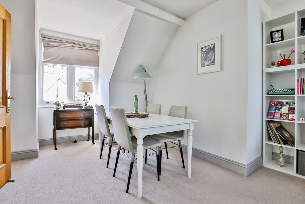 Property photo 3 of 15 Pbox-Img.Jpg