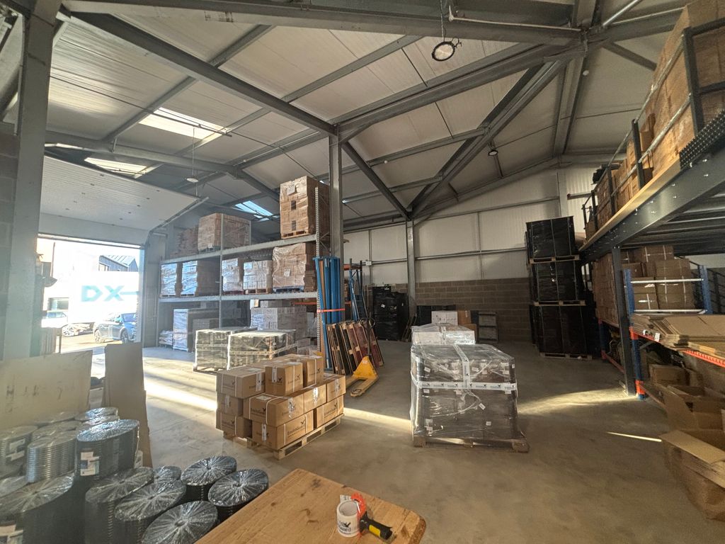 Property photo 2 of 6