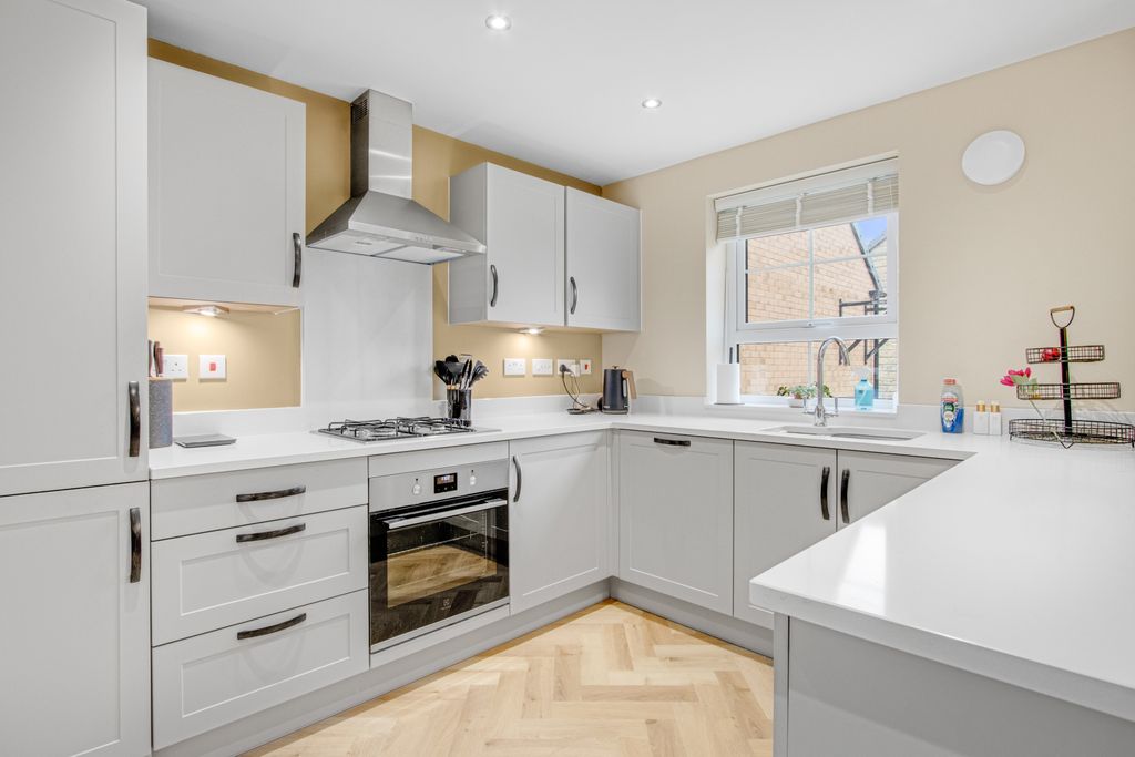 Property photo 3 of 22 Img_1365