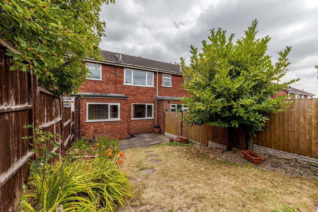 Property photo 3 of 21