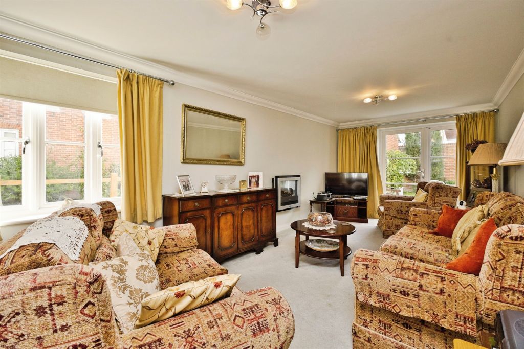 Property photo 2 of 24